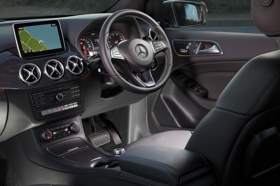  Mercedes-Benz B200 Urban Line 2015 года  (AU) (фото 21 из 28)